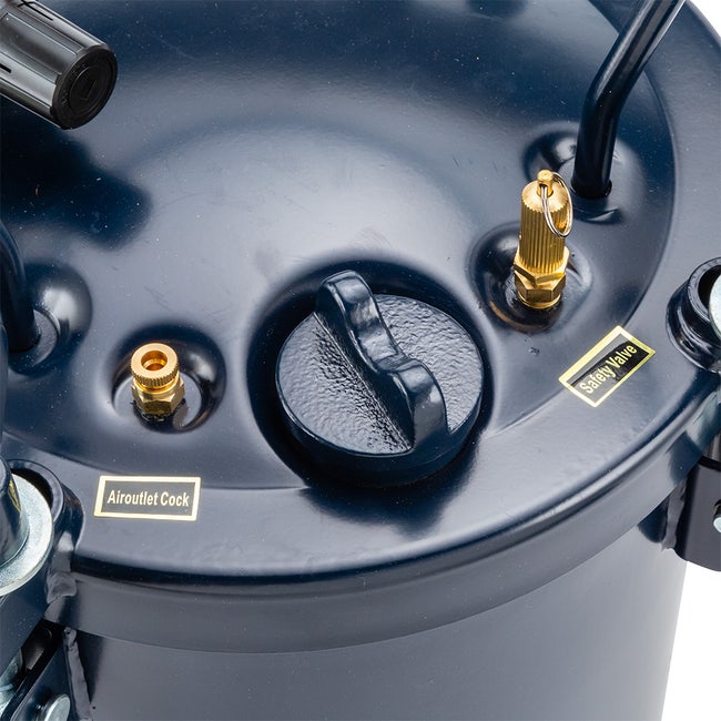 Rockler California Air Tools 365CR 5-Gallon Pressure Pot for Casting