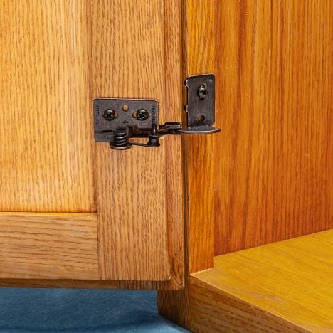 Snap Closing Semi-Concealed Hinges-For 3/8