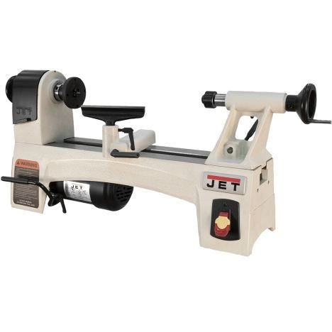 Wood Project Ideas For Gifts And Beginner Wood Whittling Projects Tip 131426304 Projectswithwood Projects Wood In 2020 Wood Lathe Homemade Lathe Wood Turning Lathe
