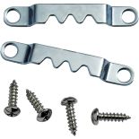 47833 - Small Sawtooth Hangers