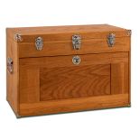Gerstner T24 11-Drawer Oak Chest with Lid Storage and Locking Front Panel