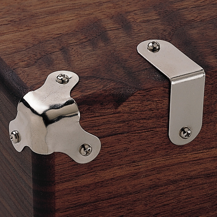 Case Clamps and Corners - full pic 