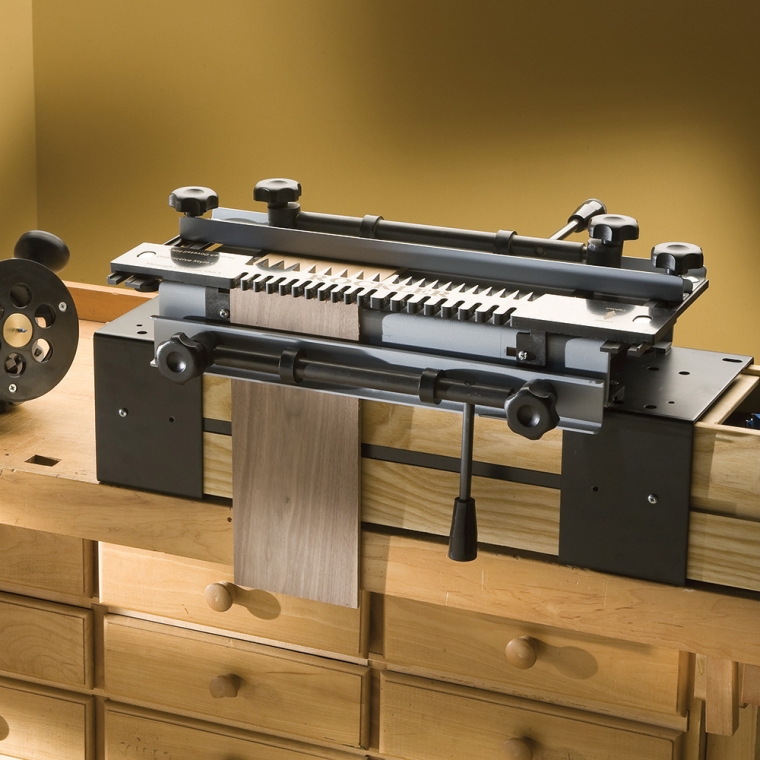 Rockler Miniature Dovetail Template & Bit Kit - full pic 