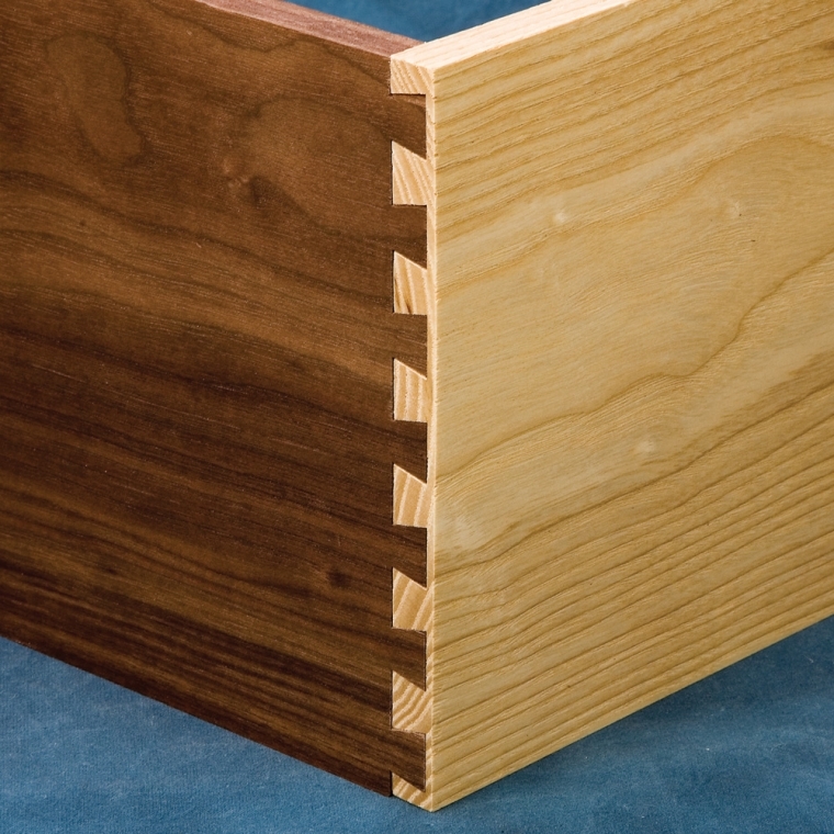 Rockler Complete Dovetail Jig - full pic 
