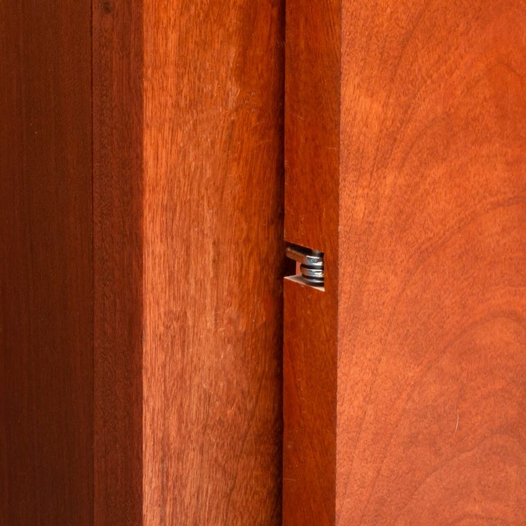 Snap-Closing Semi-Concealed Hinges - For 1/4" Overlay Doors (#5) - full pic 
