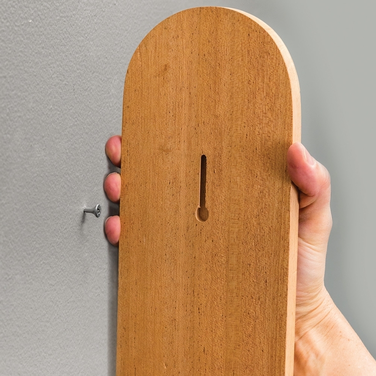 Rockler Picture-Hanging Keyhole Template - full pic 