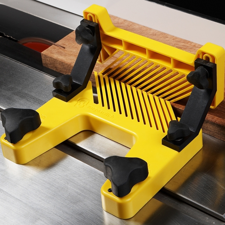 Magswitch Vertical Featherboard Attachment - full pic 