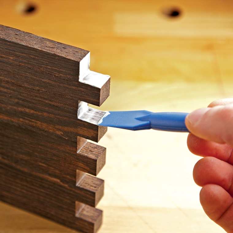 Rockler Silicone Glue Brush - full pic 