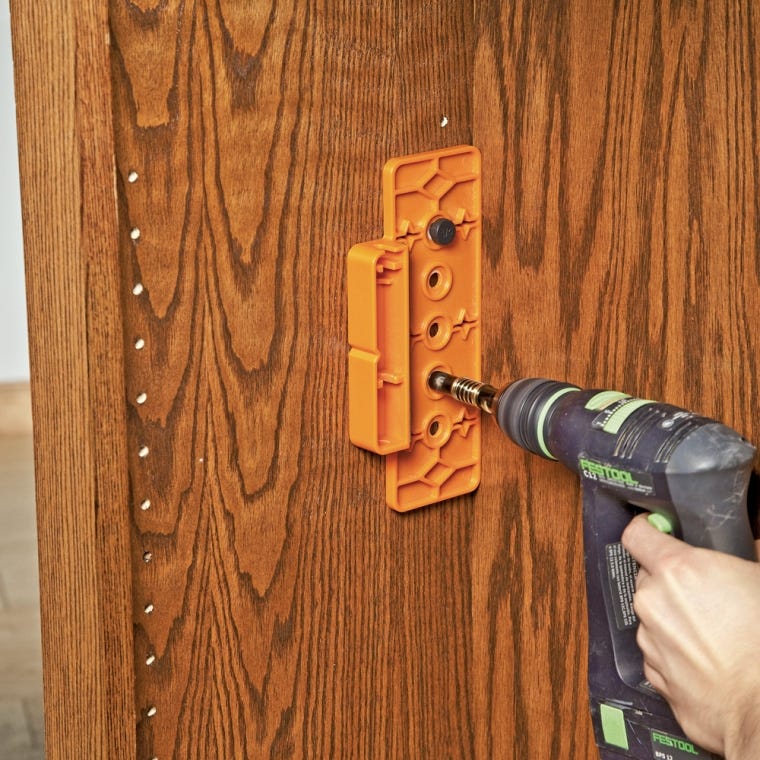 Rockler Bench Dog&reg; 1/4'' Shelf Pin Jig - full pic 