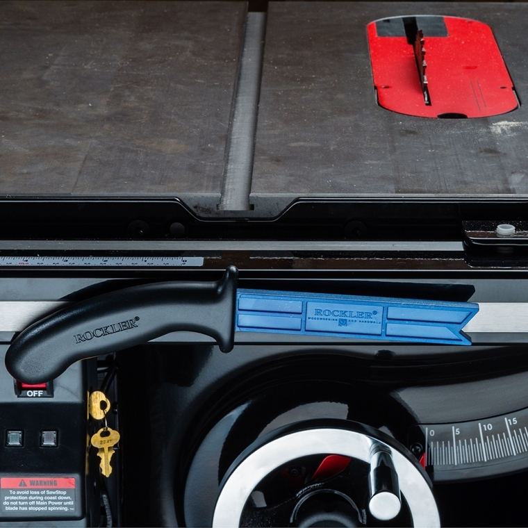 Rockler Plastic Magnetic Push Stick - full pic 