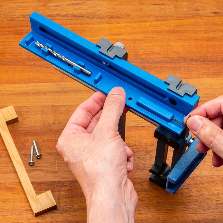 Rockler Jig-It Knob and Pull Pro Drilling Guide - full pic 