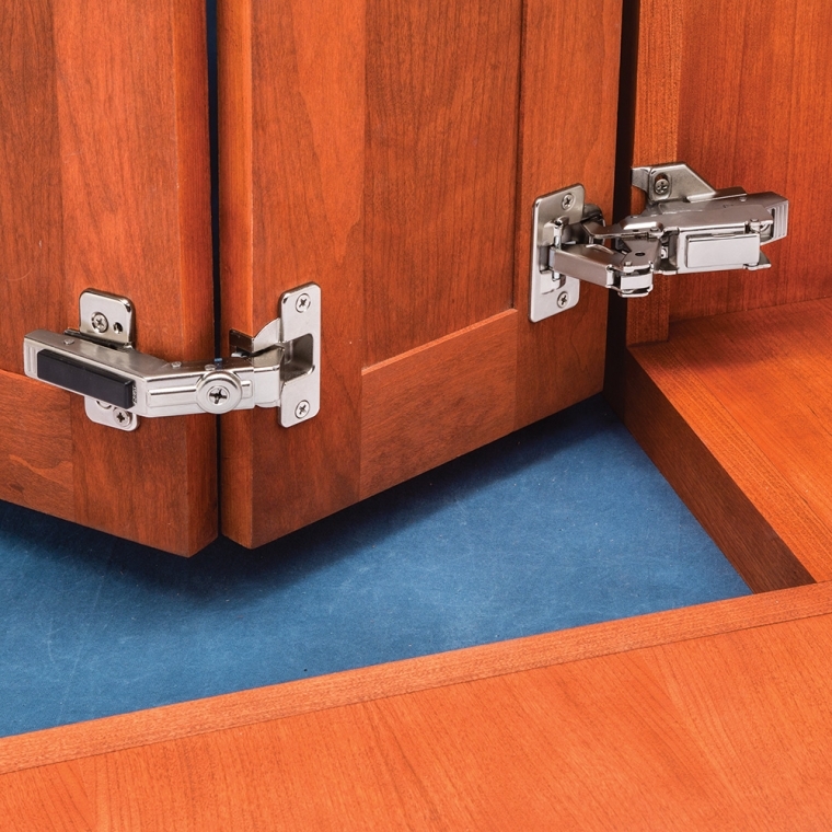 Blum 170&deg; Pie Corner Hinge Kit (4 Hinges) for Face Frame, 1/2'' Overlay - full pic 