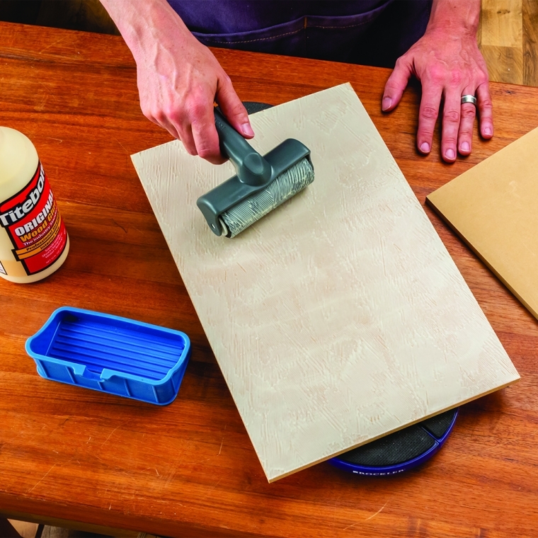 Rockler 5'' Glue Roller with Silicone Rest - full pic 