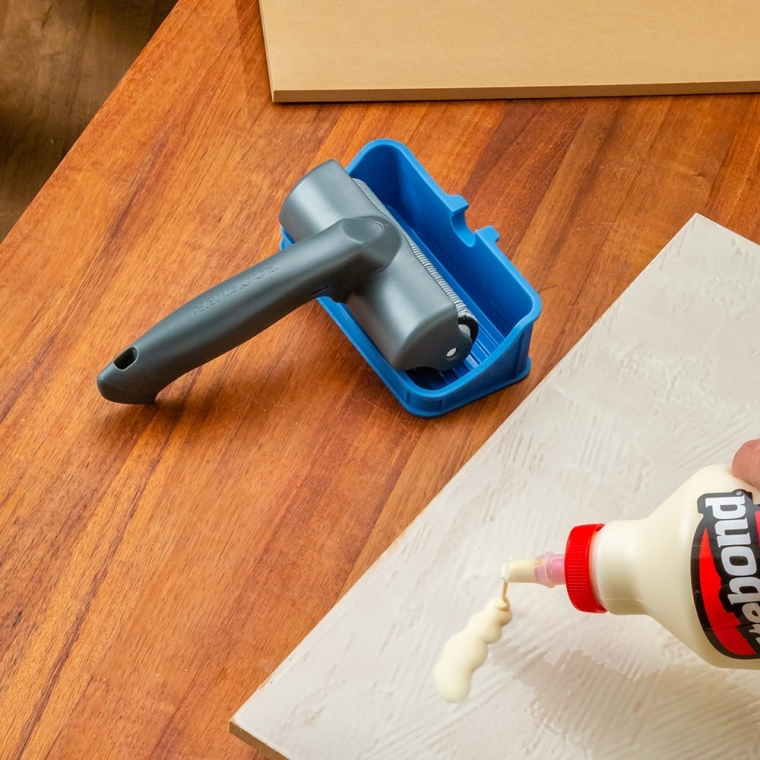 Rockler 5'' Glue Roller with Silicone Rest - full pic 