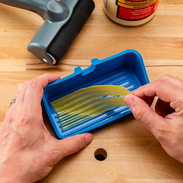 Rockler 5'' Glue Roller with Silicone Rest - full pic 