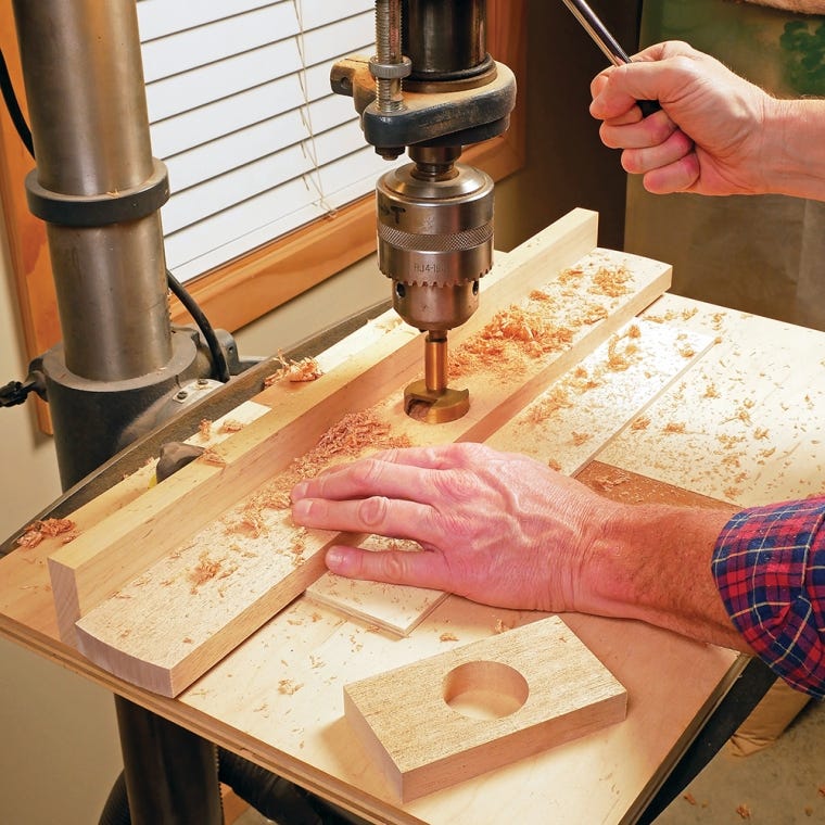 Rockler Bar-Height Adirondack Table Plan with Cardboard Templates - full pic 