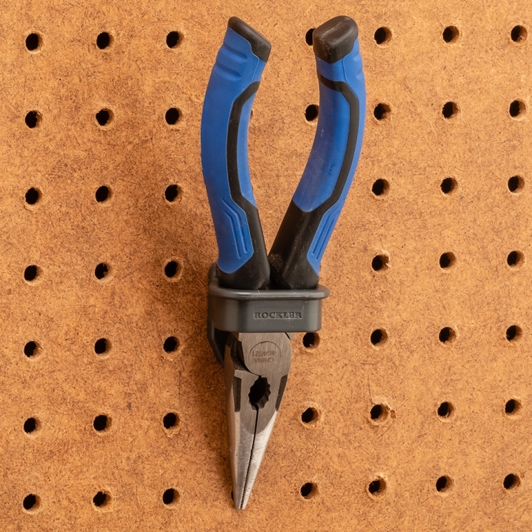 Rockler Hang-Tight 16-Piece Pliers and Drivers Pegboard Hook Set - full pic 
