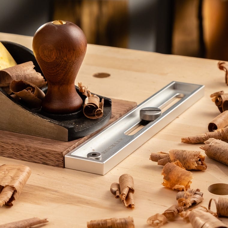 Rockler Dog Hole Planing Stop - full pic 
