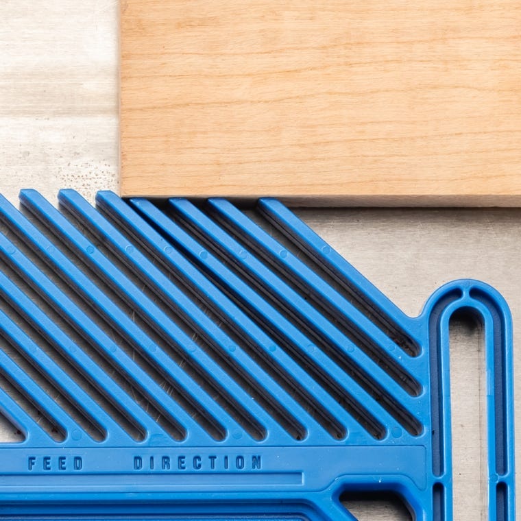 Rockler Adjustable Table Featherboard - full pic 