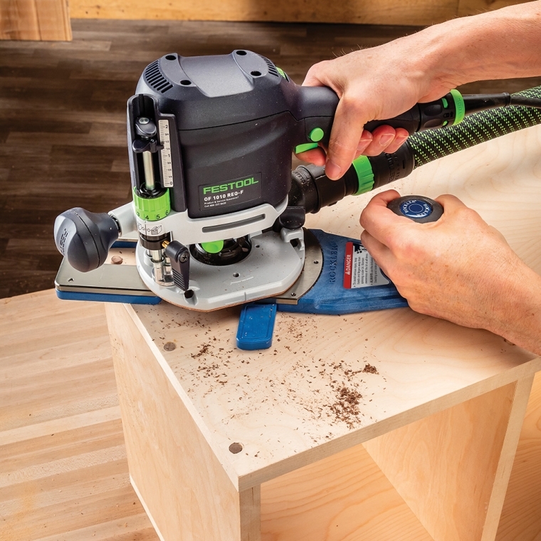 Rockler Flush-Cutting Router Jig - full pic 