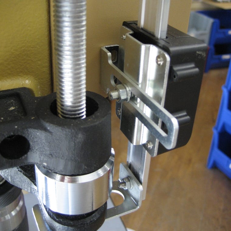 Wixey WR503 Digital Drill Press Depth Gauge - full pic 