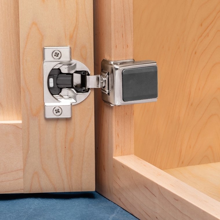 Blum 110&deg; Compact Clip Soft-Close Hinges for Face Frame, Larger Overlays - full pic 