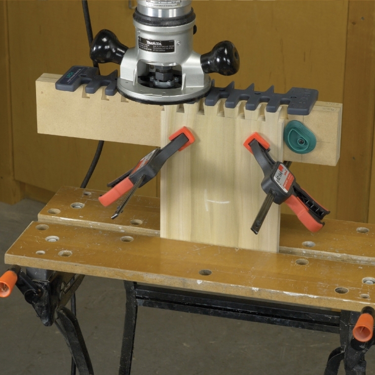 Leigh TD330 Through Dovetail Jig - full pic 