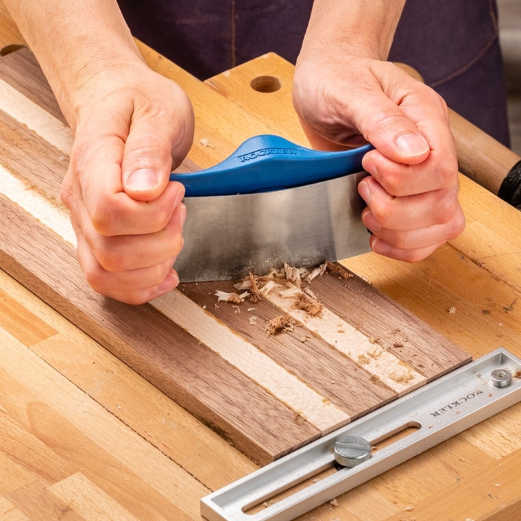 Rockler Cabinet Scraper Holder - full pic 