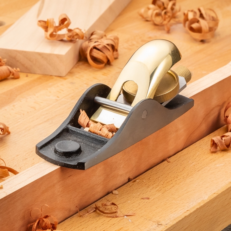 Bench Dog No. 102 Apron Plane - full pic 