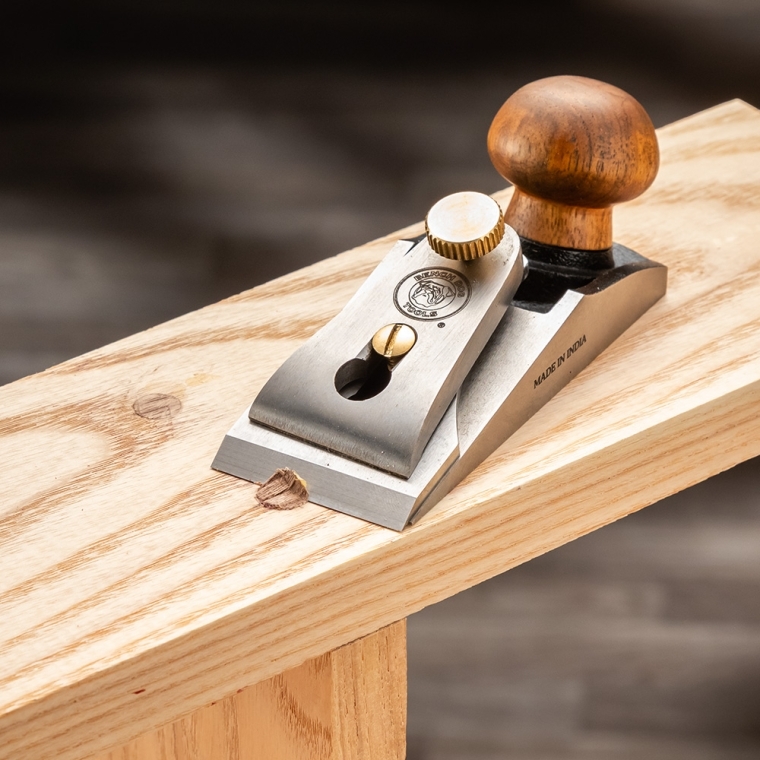 Bench Dog Small Chisel Plane - full pic 