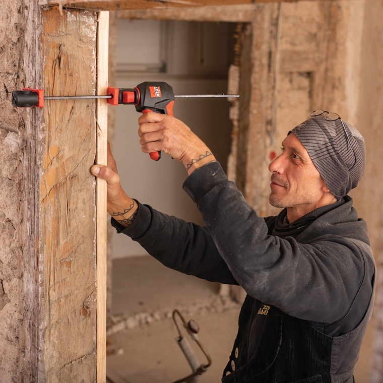 Bessey One-Handed Trigger Clamps with Rotating Handles - full pic 