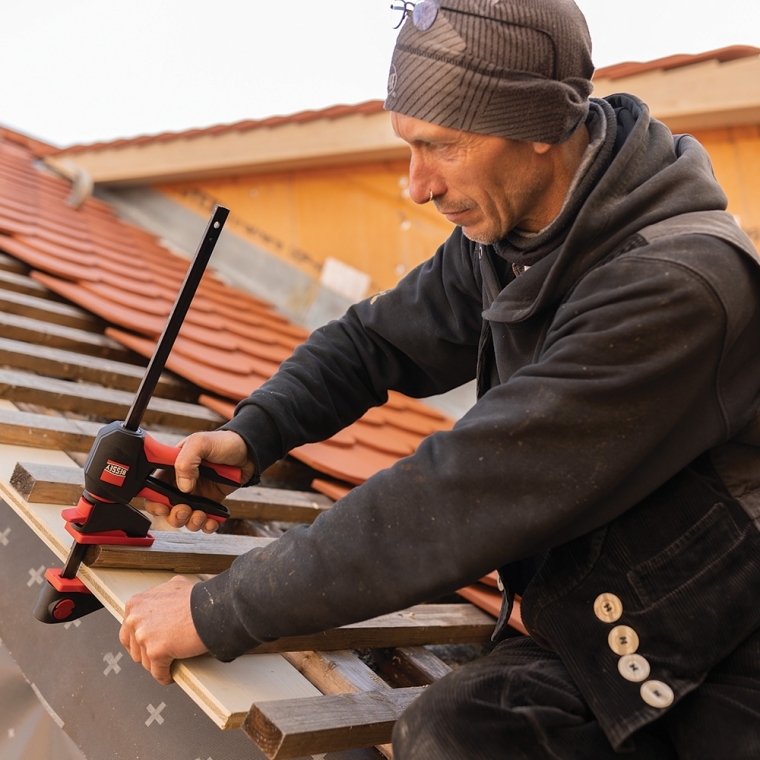 Bessey One-Handed Trigger Clamps with Rotating Handles - full pic 