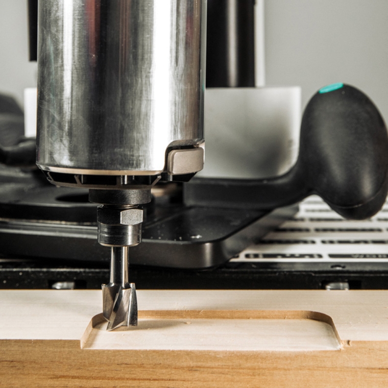 Shaper CNC 16mm x 16mm Clearing Router Bit - full pic 
