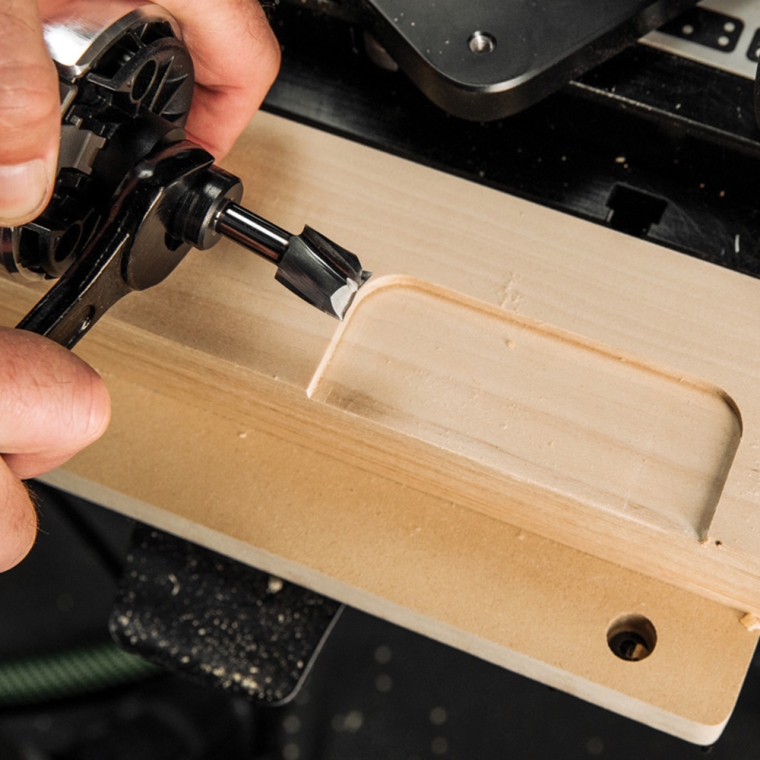 Shaper CNC 16mm x 16mm Clearing Router Bit - full pic 