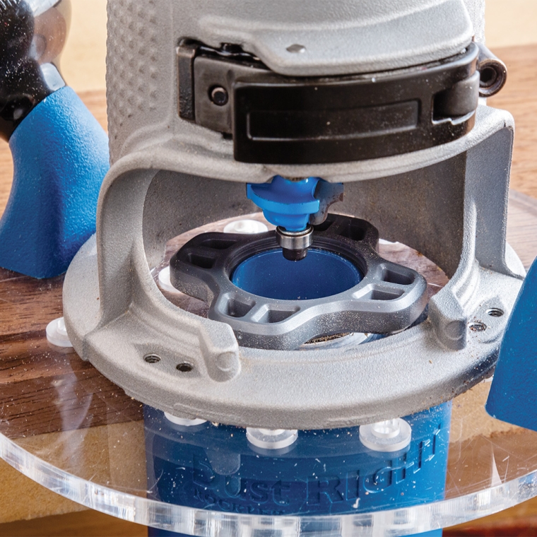 Rockler Universal Router Sub-Base with Edge-Routing Dust Port - full pic 