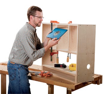 Checking the spacing of your router table dividers