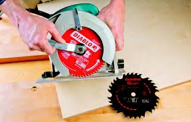 Changing blade on circular saw for different functionality