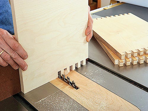 Using dado blade in table saw to cut box joints