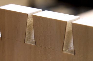 Half blind dovetails cut with hand tools