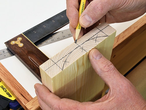 Marking the shape of cove cut on board