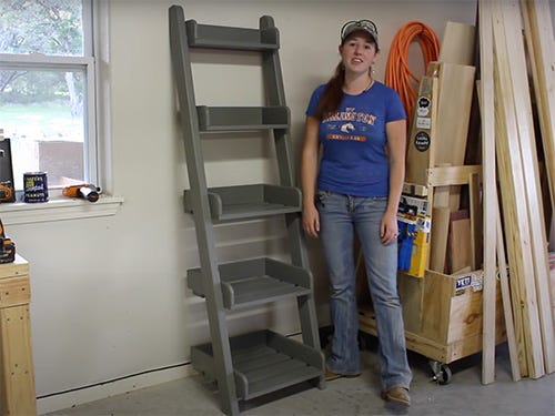 Simple wall supported storage shelf