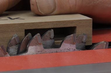 Table saw that takes on sale dado blade