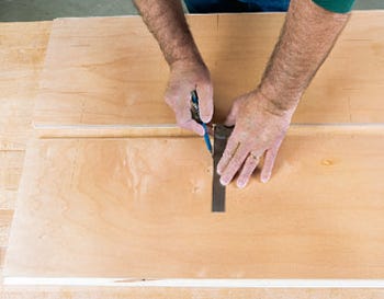 Laying out hinge installation locations for cabinet door