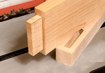 mortise and tenon