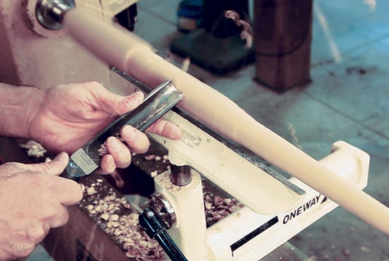 Cutting cabriole leg shape with a roughing gouge