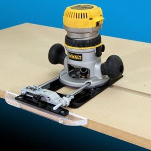 Straight cut router guide