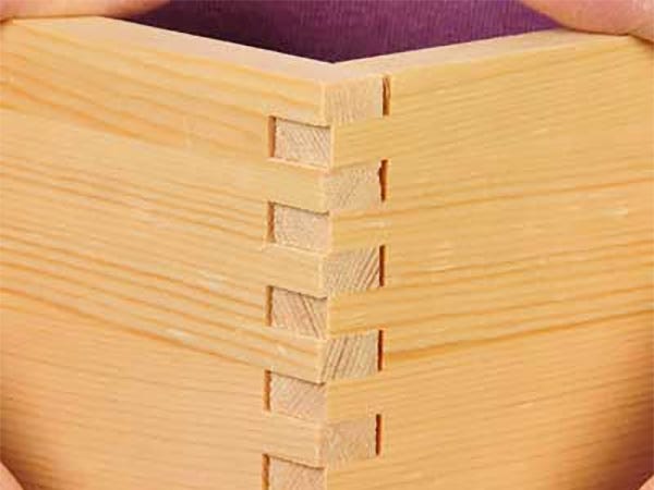 Completed router cut box joint