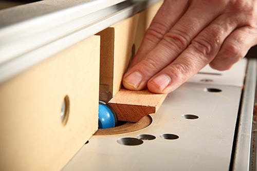 Using a cove cutting bit to finish accent cut on classic frame molding