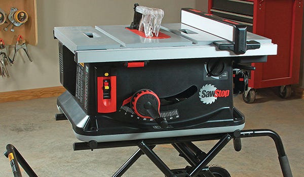 Sawstop jobsite saw withe features
