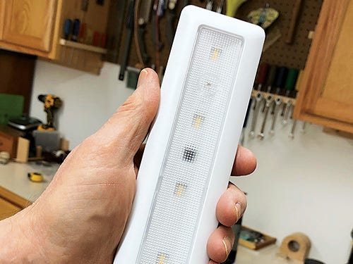 LED light to be mounted under workshop cabinet